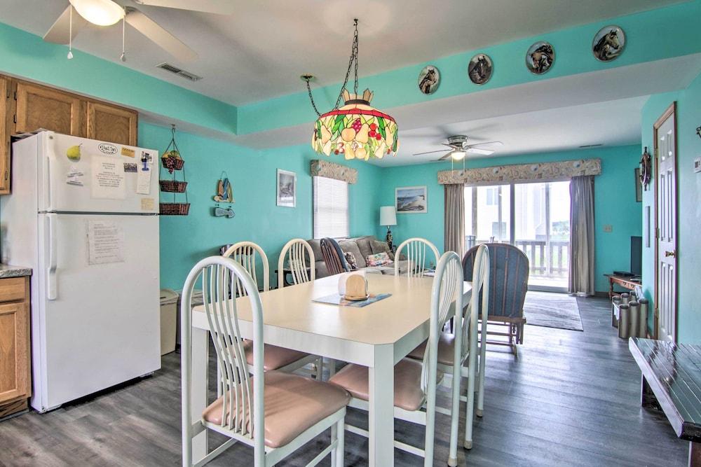 Chincoteague Townhome w/ Pony Views From Deck!