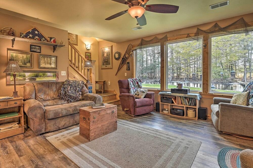 Secluded Birnamwood Cottage w/ Deck & River Views!