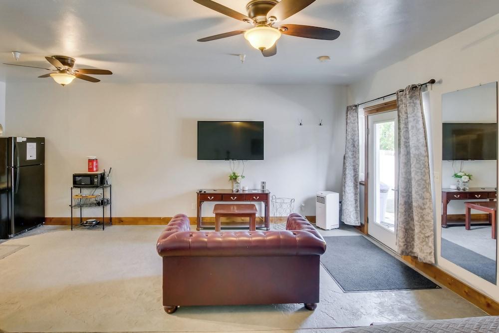 Lava Hot Springs Studio w/ Views, Walk to River