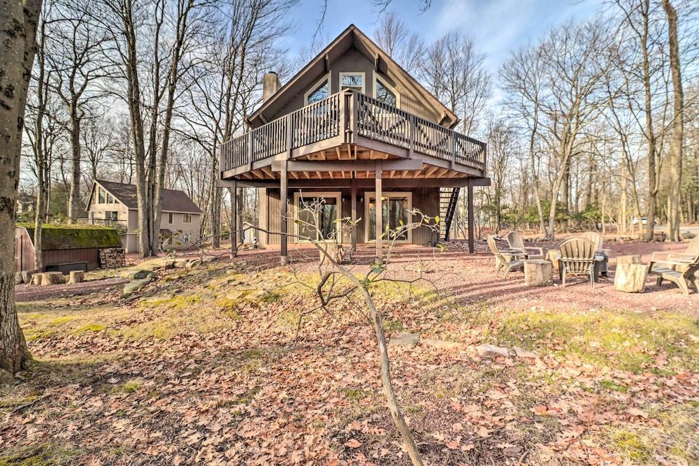 Lake Harmony Access: Home w/ Game Room + Fire Pit!