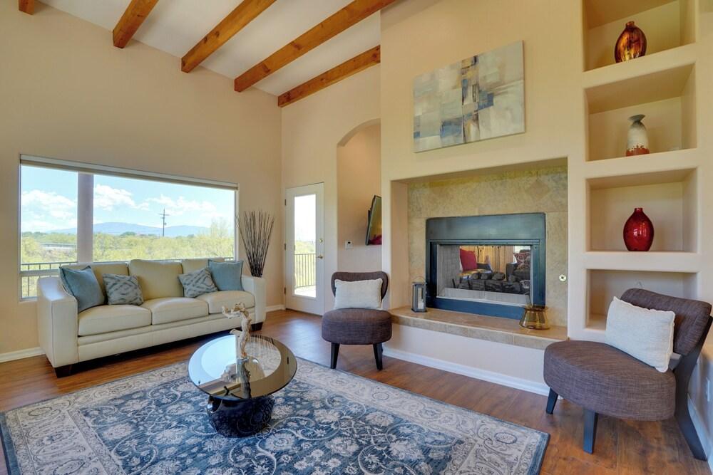 Updated Tucson Home w/ Panoramic Mtn Views & Pool!