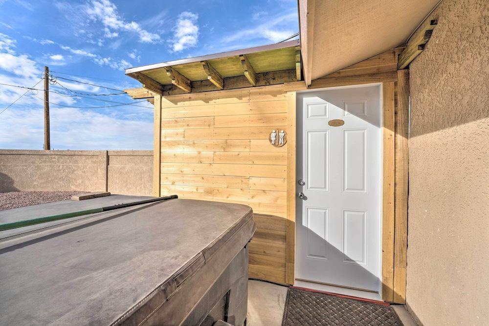 2 Mi to Dtwn: Lake Havasu City Oasis w/ Pool