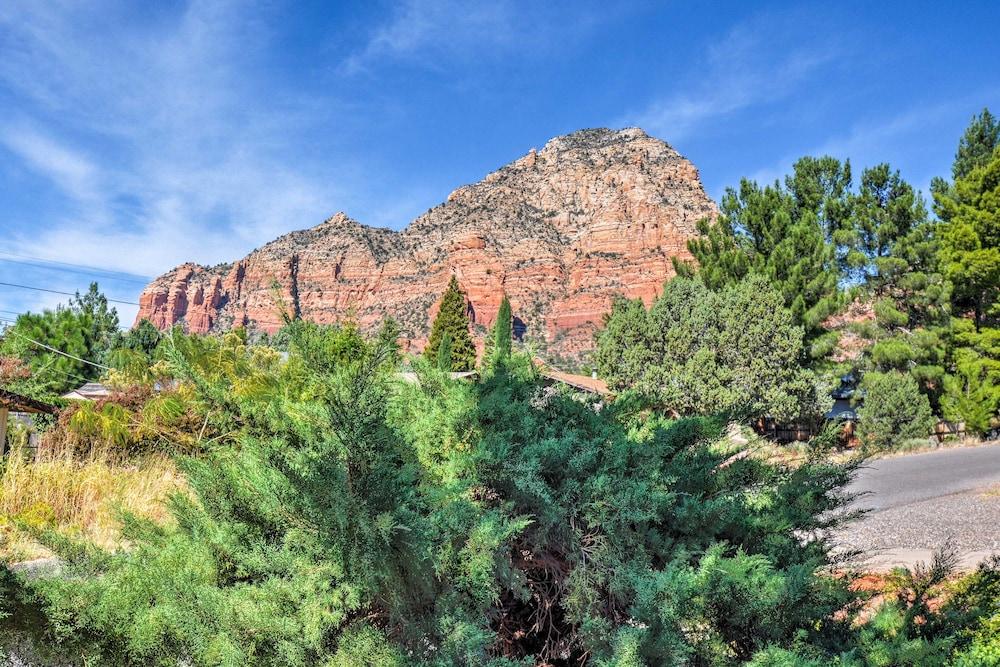 Patio & Views: Peaceful Sedona Getaway!