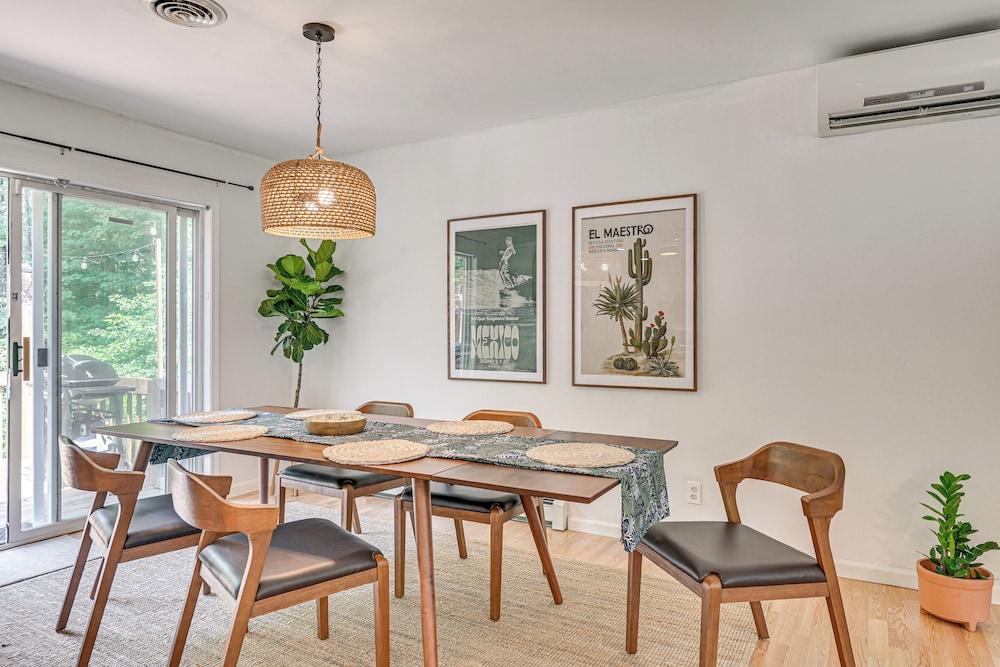 Family-friendly Saugerties Home w/ Hot Tub & Games