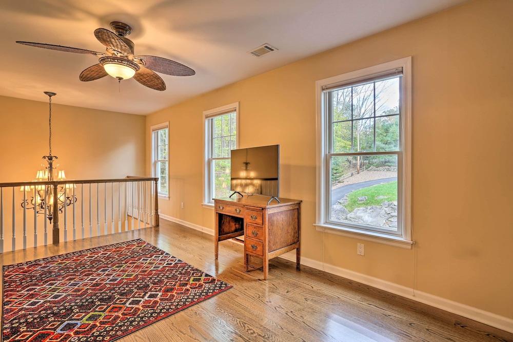 Beautiful Lakefront Retreat w/ Deck & Views!