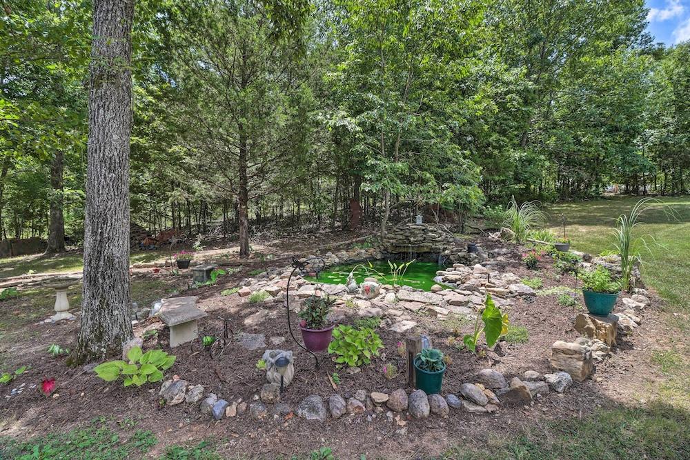 10-acre Mountain Home Getaway w/ Fire Pit