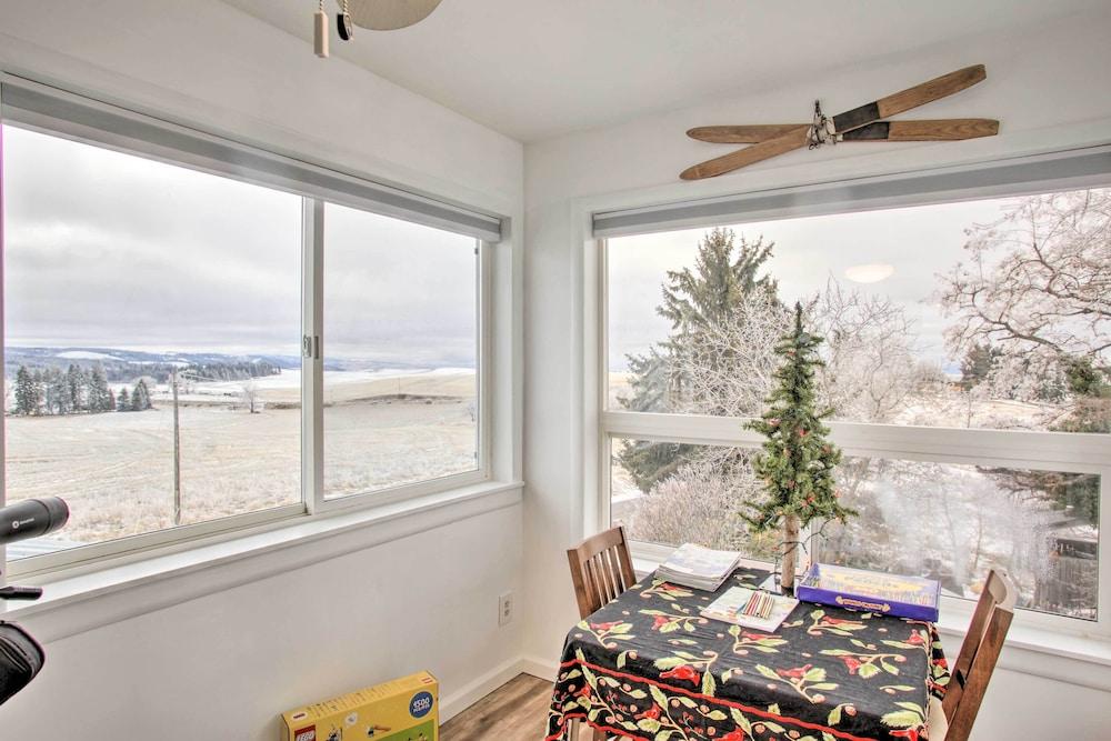 Spacious Gifford Retreat w/ Scenic Farmland Views