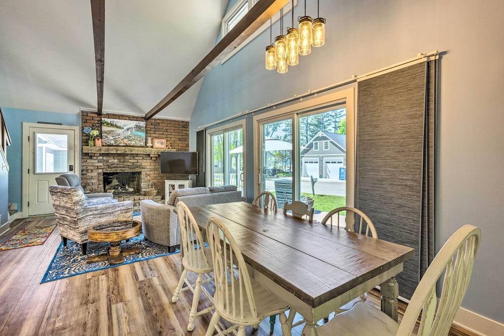 Breezy Silver Lake Getaway: Fishing Dock, Grill!