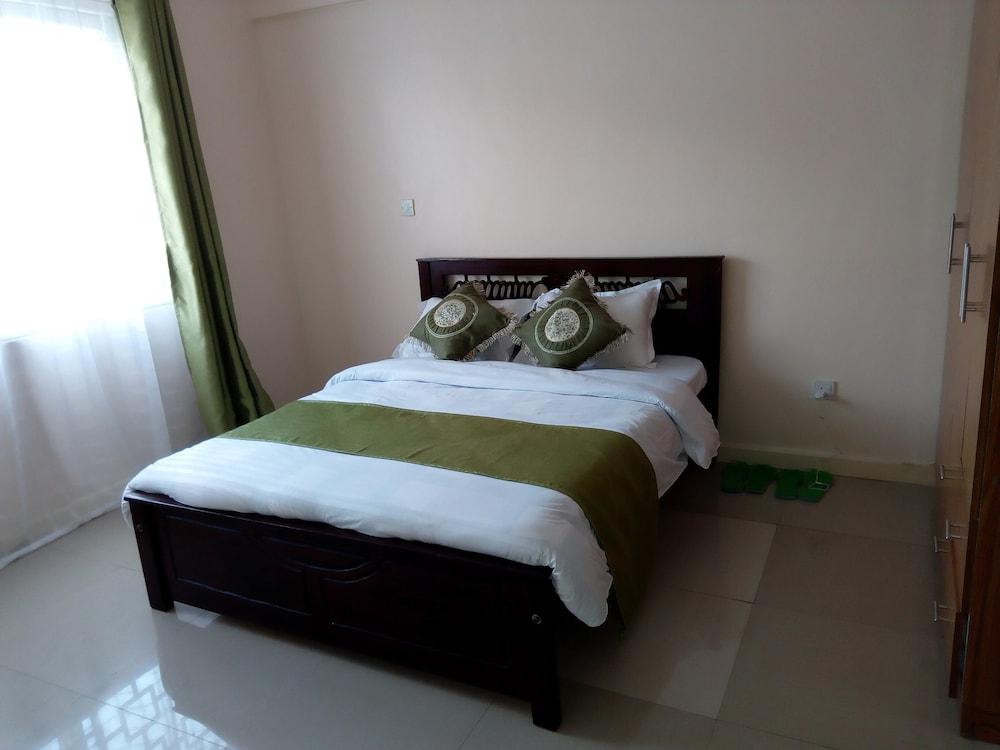 Apartment Sleeps 6 With Free Parking