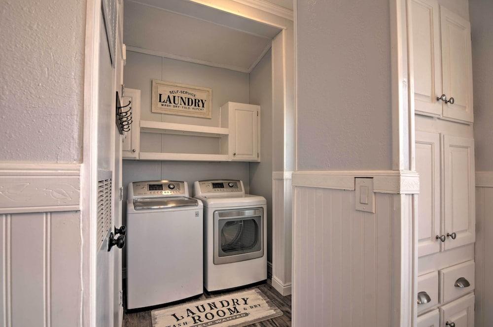 Bright & Beautiful Home, Explore Nat'l Parks!