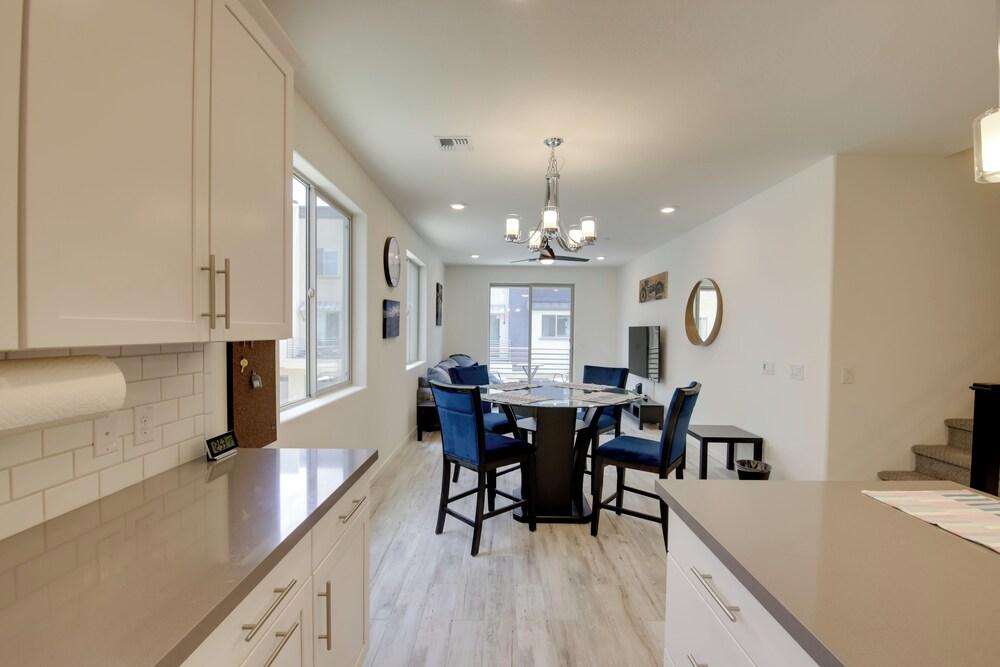 Community Perks: Executive Chandler Townhome