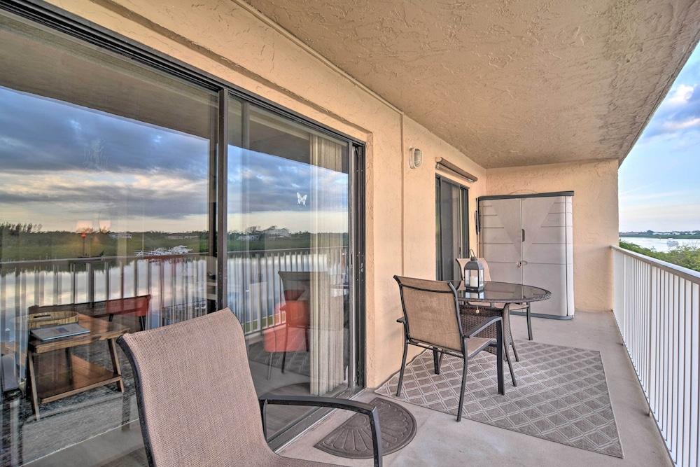 Balcony & Views: Sunny Indian Shores Condo!