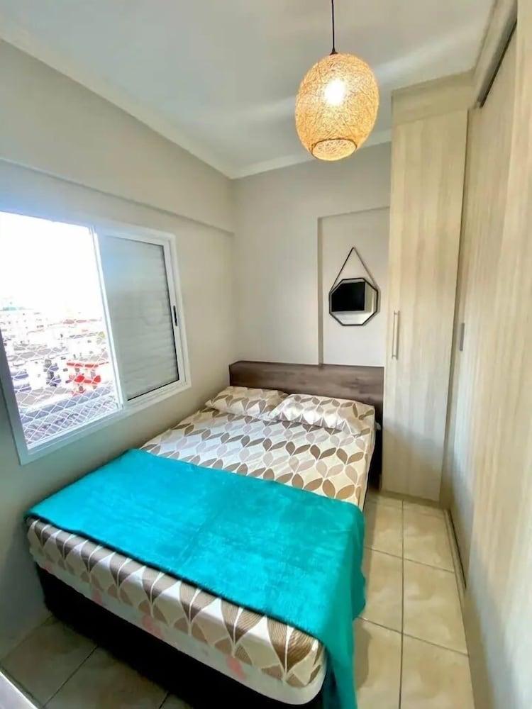 Apto Boqueirão próximo ao Mar