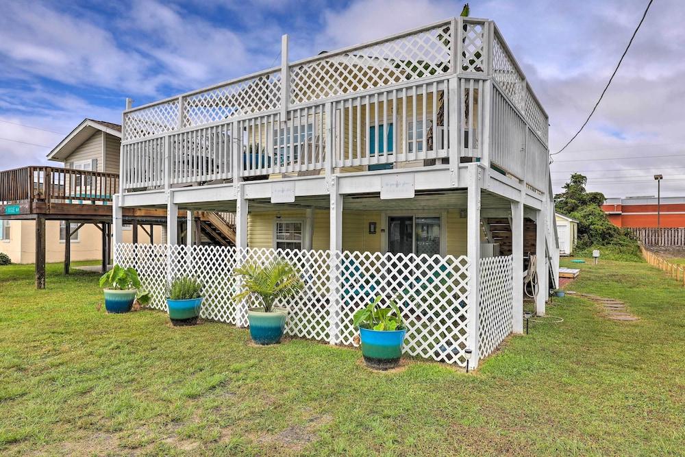 Pet-friendly Townhome, 2 Blocks to Atlantic Beach!