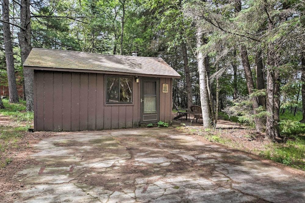 Rustic Cozy Cabin on Island Lake w/ Fire Pit, Dock