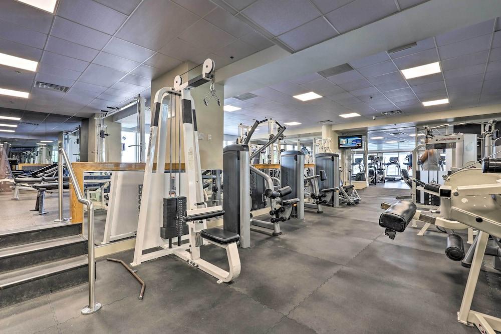 Waterfront High-rise Condo - Miami Beach 5 Mi