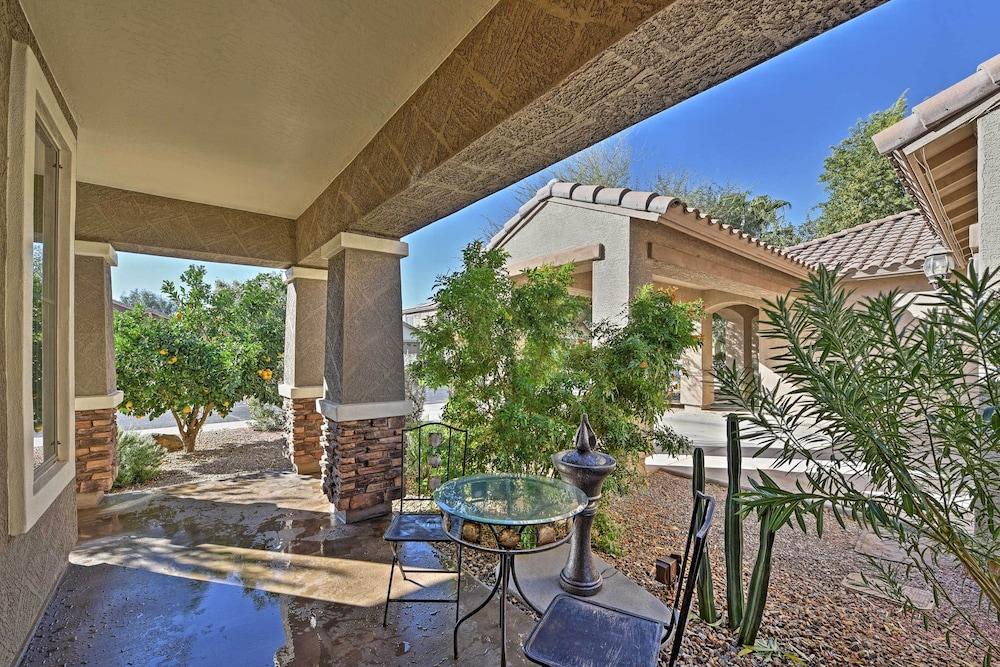 Arizona Retreat w/ Heated Pool, Fire Pit & Grill!
