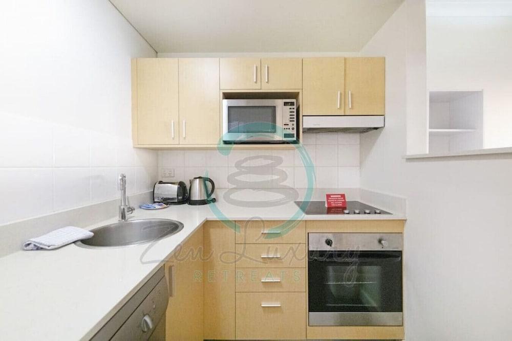 ZEN88 ESPLANADE - 1BR Ocean View Suite