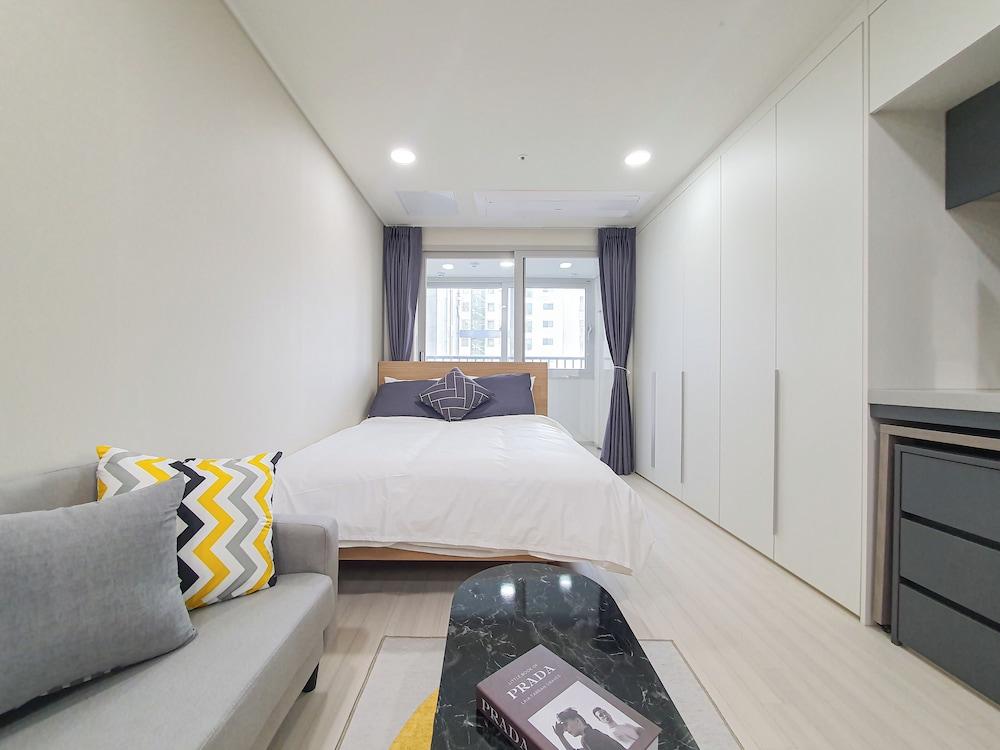 Jeju Centerpoint N Residence