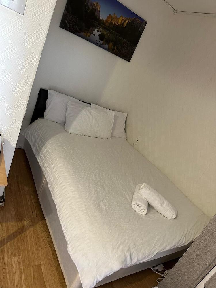 Medway Luxury Retreat Free Parking Free Wi-fi