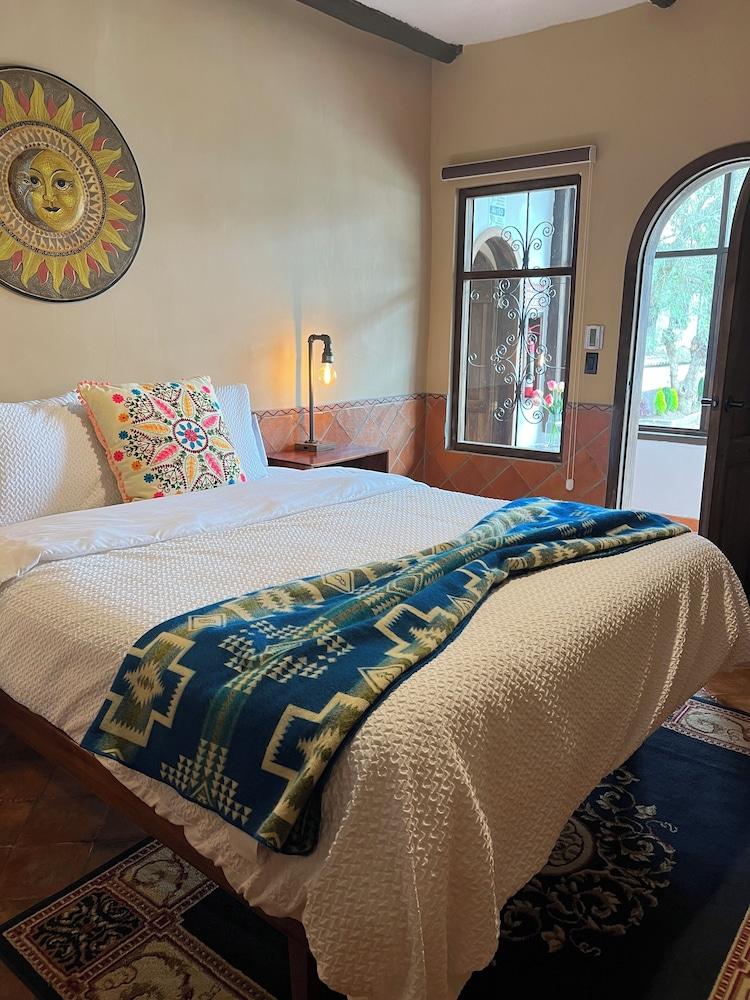 Hacienda Santa Ana Lodging