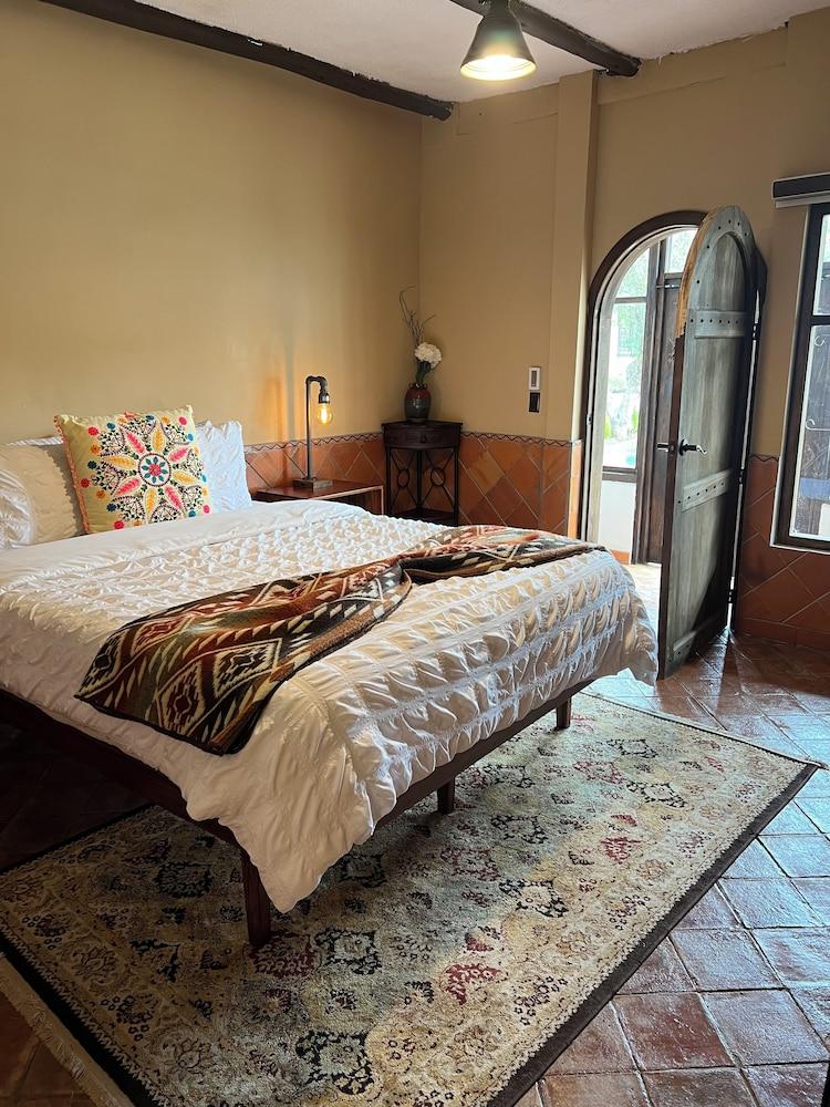 Hacienda Santa Ana Lodging