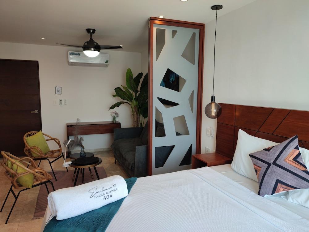 Emiliano 42 Condos Boutique