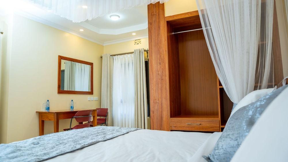 Wadi Gardens and Resort