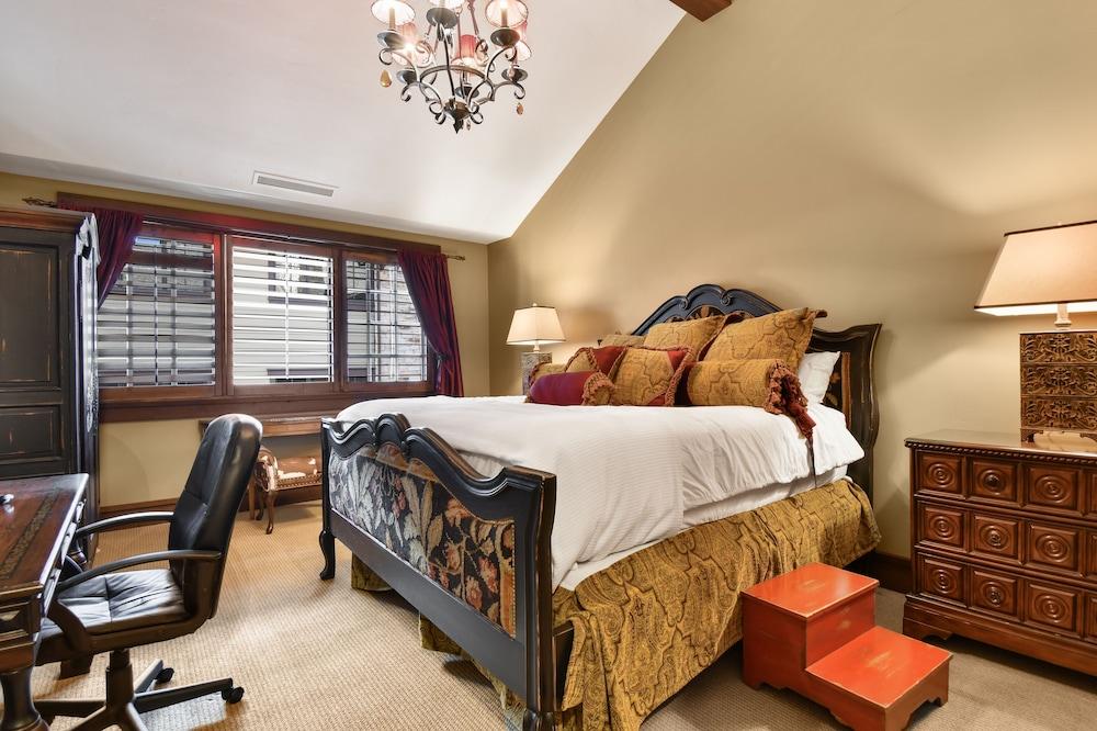 Arrowleaf by Luxury Mountain Destination