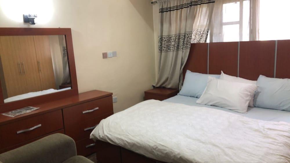 Dazzle Hotels and Apartments