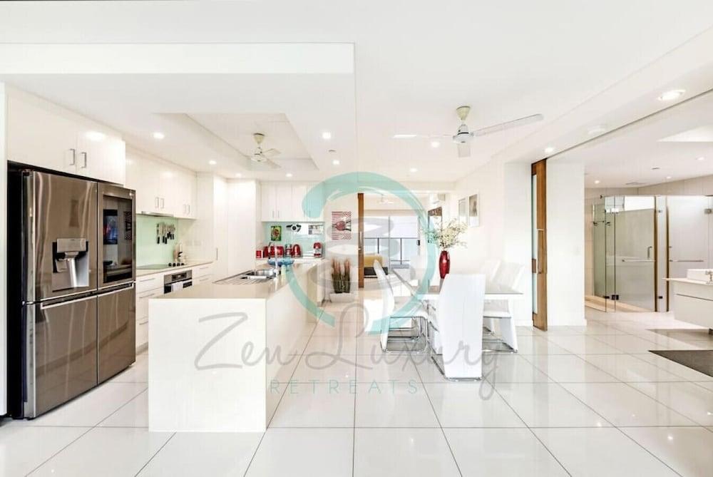 ZEN TREE BLOSSOM - 3BR Luxury Apartment