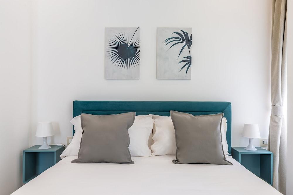 Maria's Bright Flats at the Cathedral