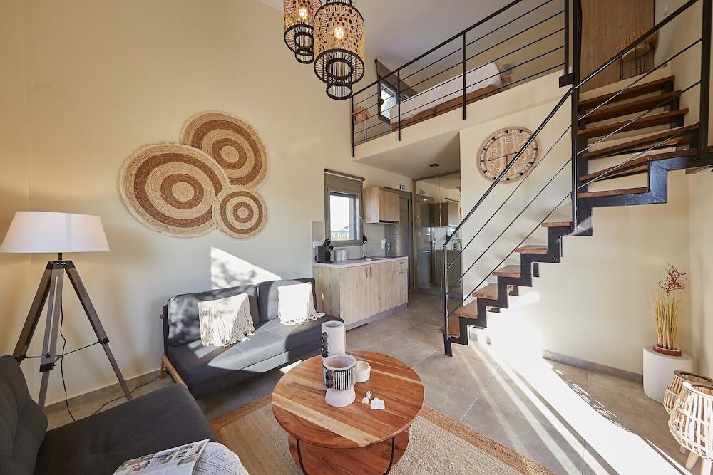 Flamingo Living Suites & Villas