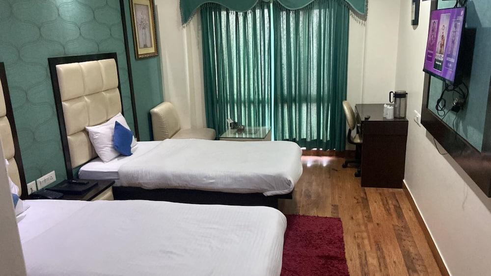 Hotel Grand Sai - Moradabad, Uttar Pradesh