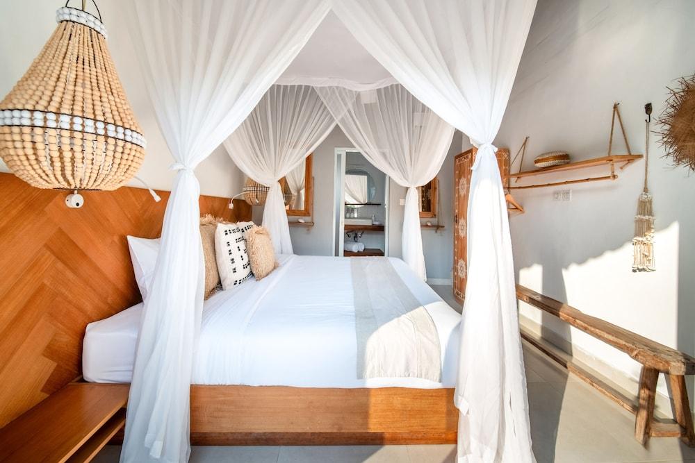 Villa Moana Canggu by Villa Finder