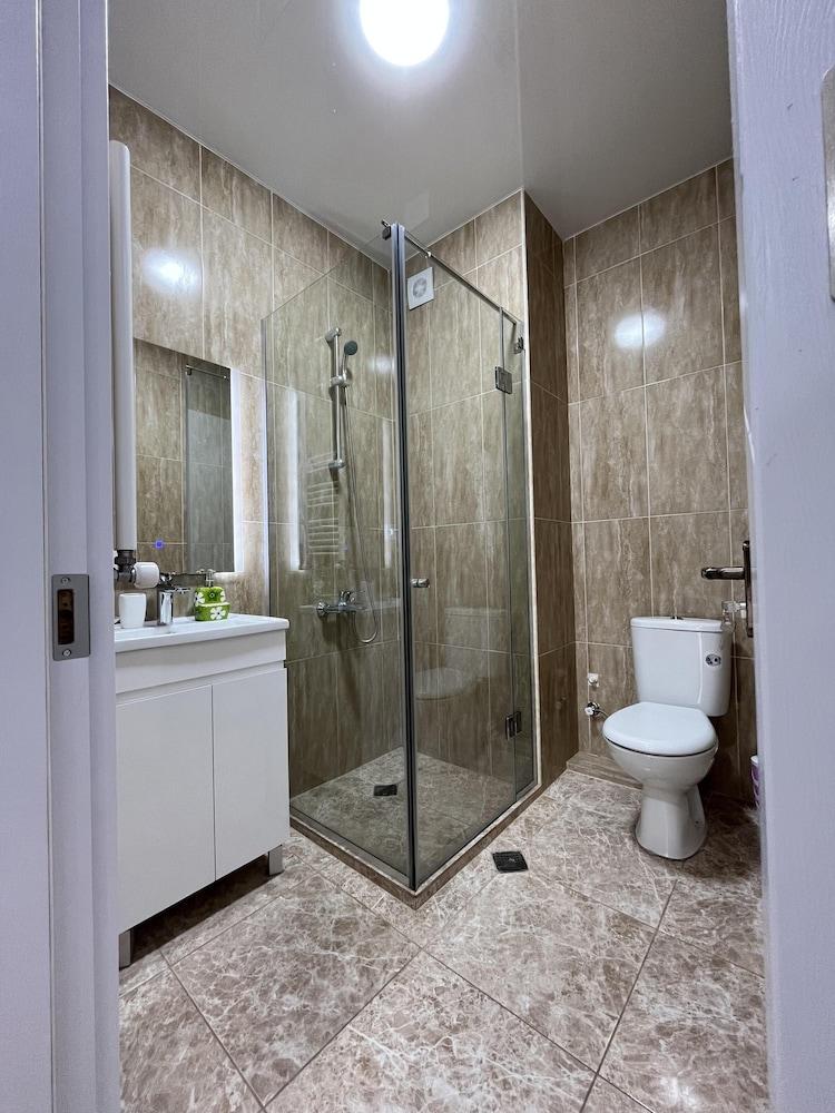 Charming 1-bed Apartment in Tbilisi