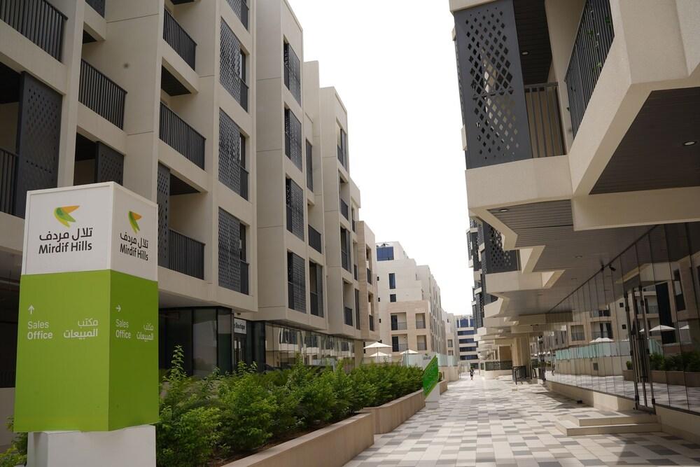 Stylish 1 BR for rent G005