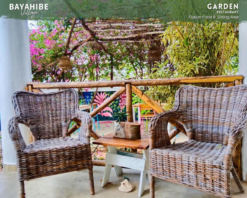 Tribe Inn & Rooftop Lounge