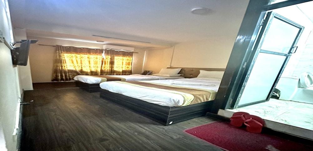 MeroStay 135 New Hotel ATH