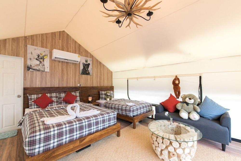 Mont blanc base camp khao yai