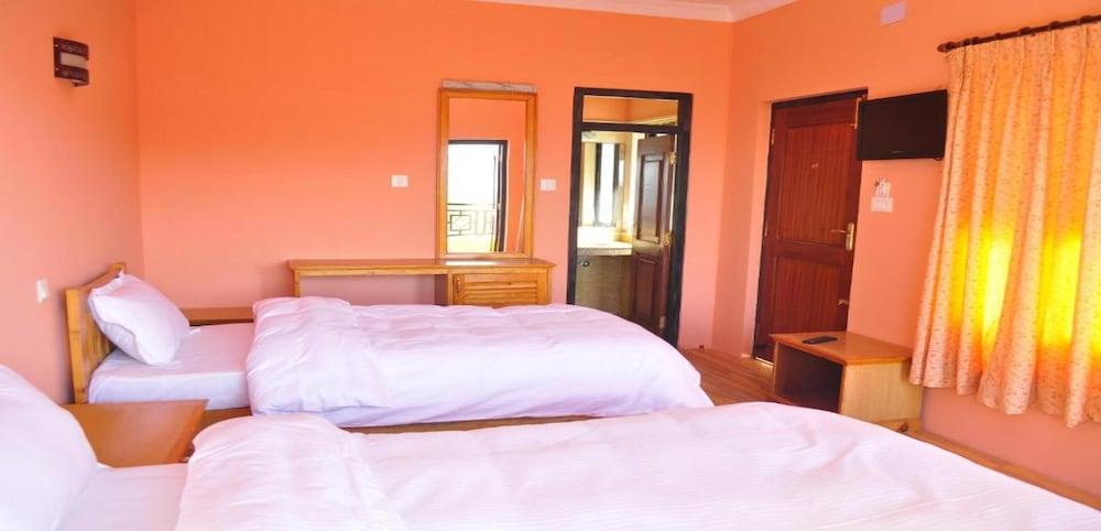 MeroStay 101 Hotel Valley View Inn