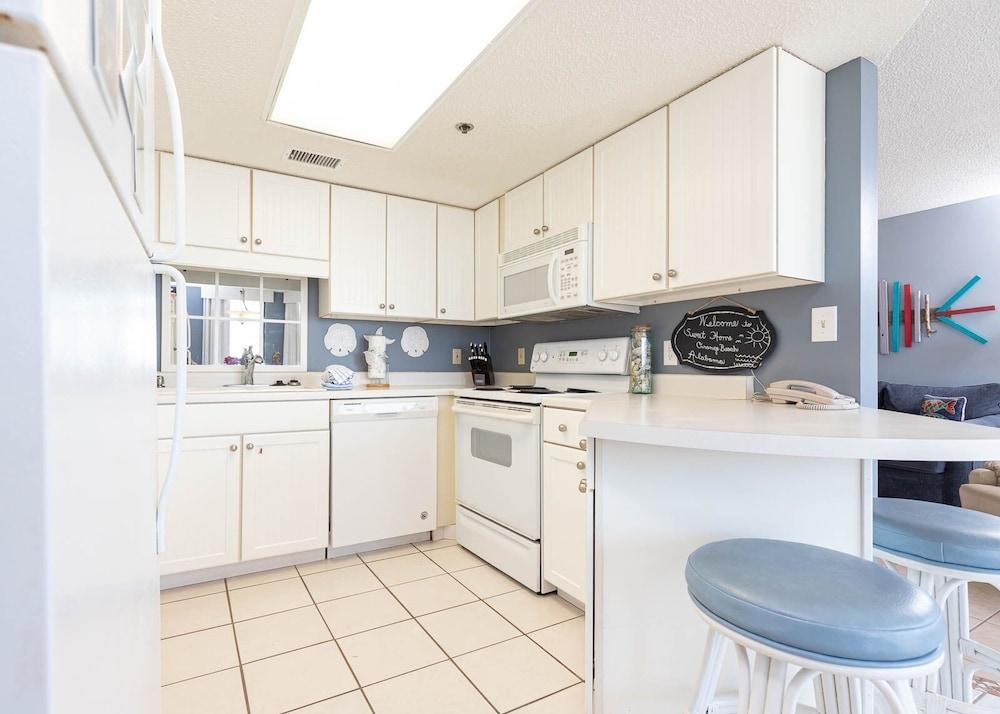 Phoenix East 202 1 Bedroom Condo