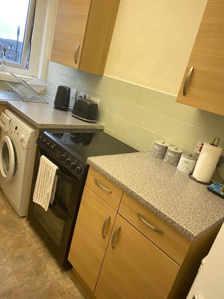 Leeds Cosy,1br Apt, Garden & Free Parking