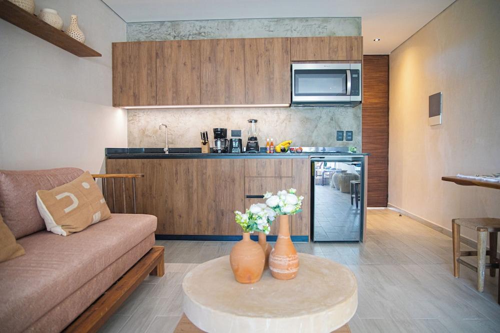 Dk Jade 30 By Sandy Powerful