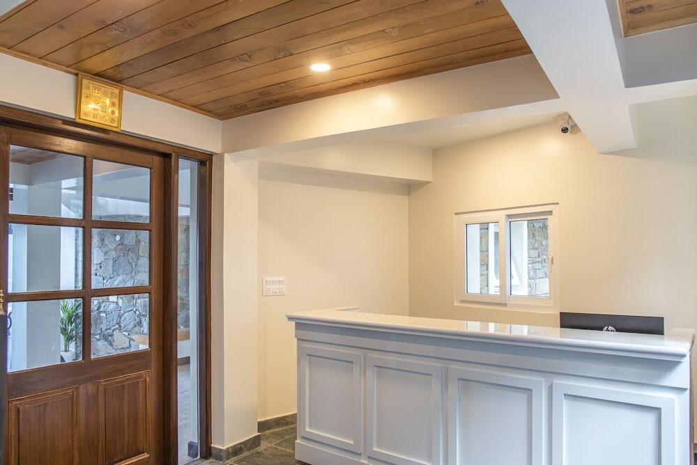 Echor Backwoods Villa Narkanda