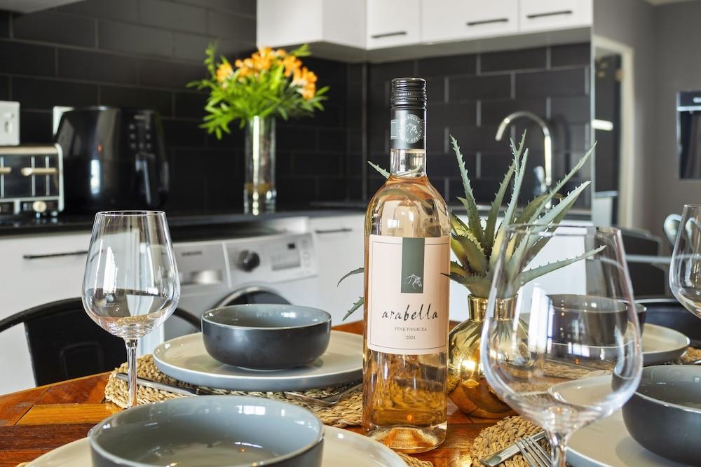 Cape on Porterfield 5