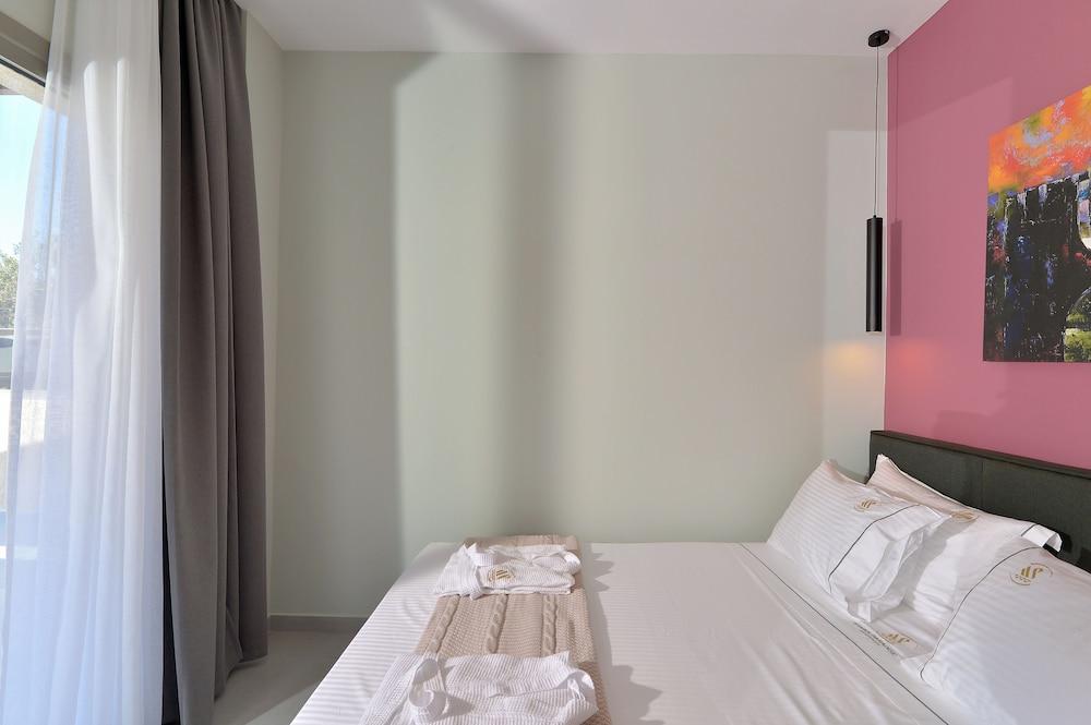 Swan Paradise Residences