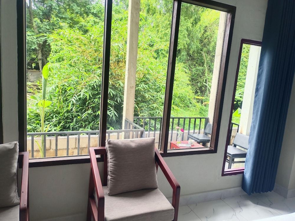 Vang Vieng Champa Hotel