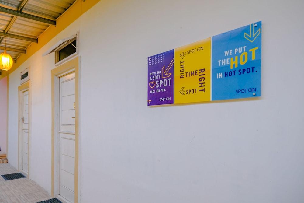 OYO Life 2417 Melati Residence