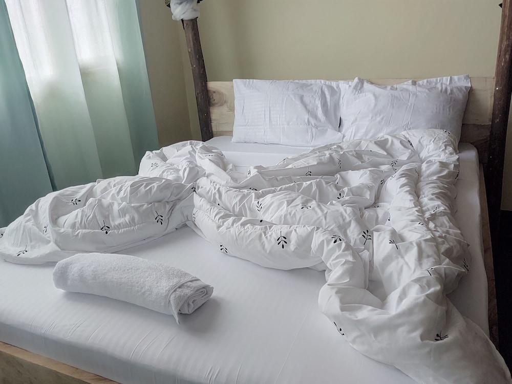 Hill View Garden Hotel